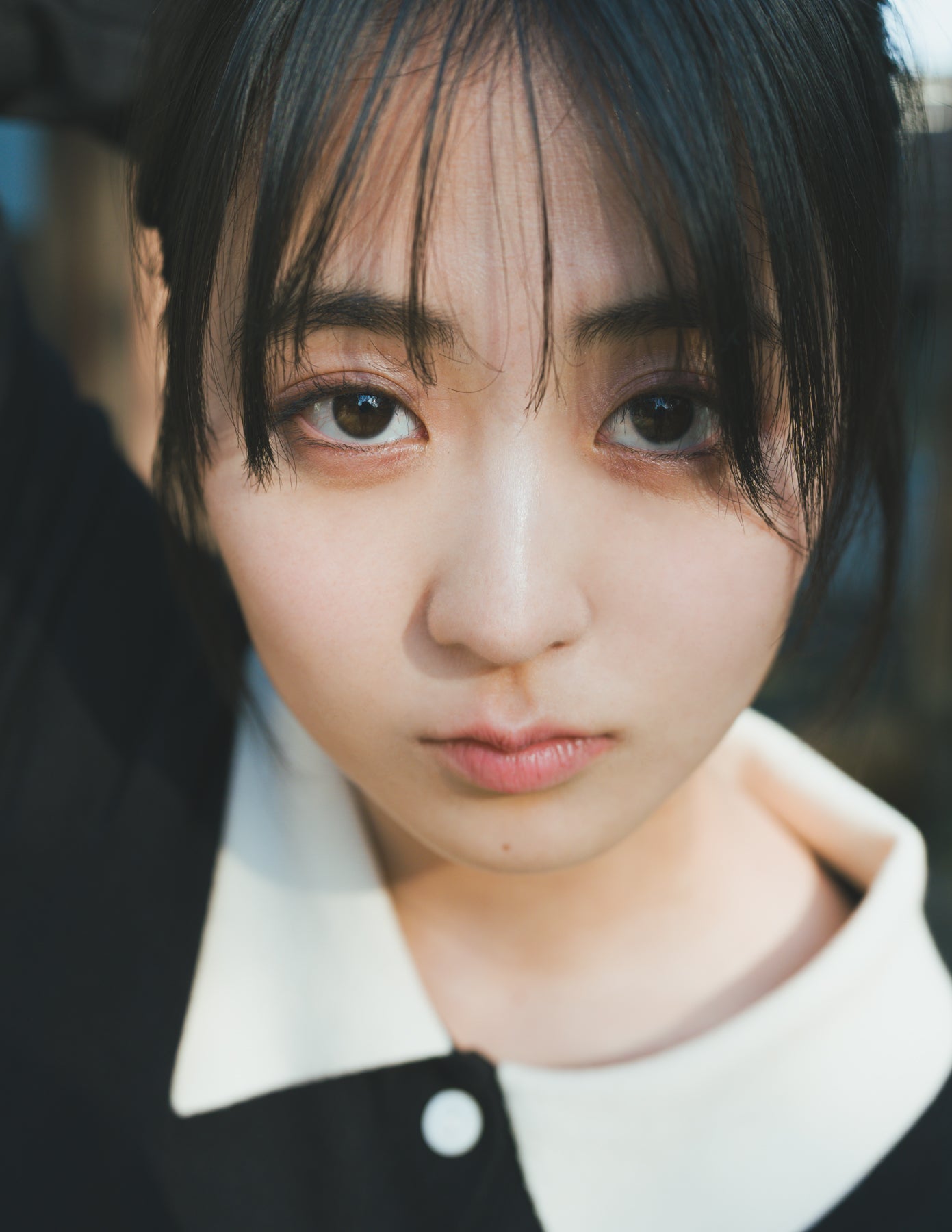 tonari - 福井梨莉華 写真作品11-13（音声メッセージ＋お名前入り直筆サイン付き）