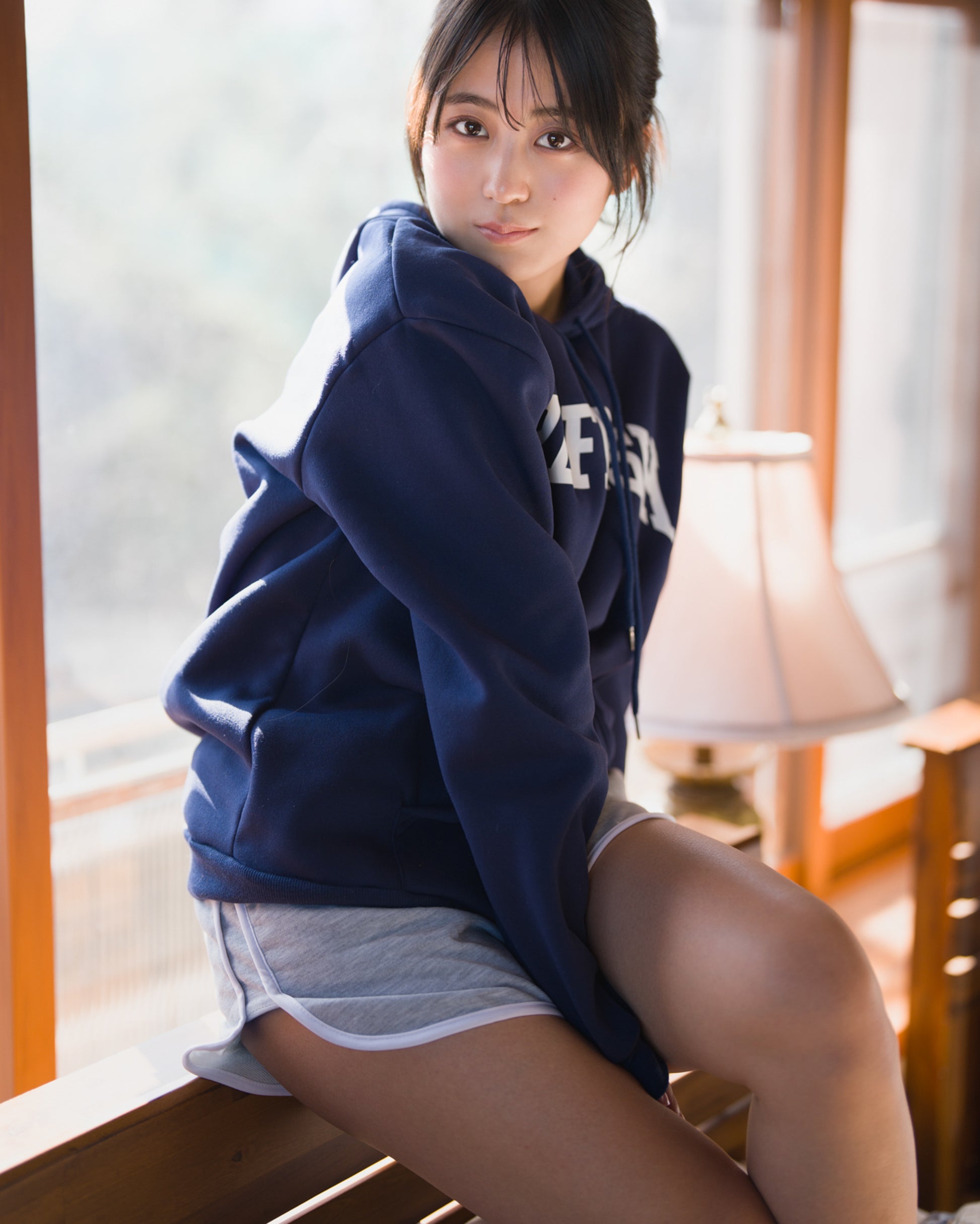 tonari - 福井梨莉華 写真作品01-10（お名前入り直筆サイン付き）