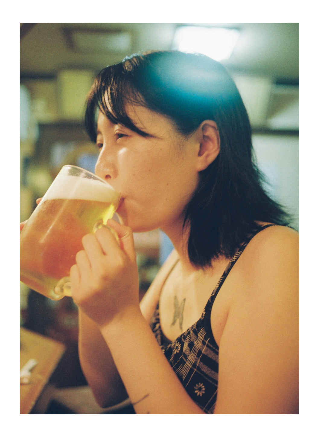 【先行販売】岡奈なな子1st写真集「ごきげんな生活」